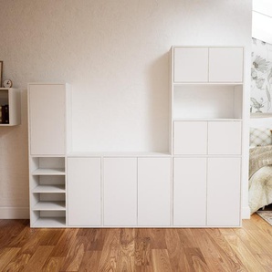 Wohnwand Weiß - Individuelle Designer-Regalwand: Türen in Weiß - Hochwertige Materialien - 228 x 195 x 34 cm, Konfigurator