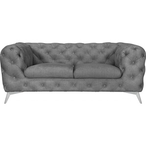 Chesterfield-Sofa LEONIQUE Glynis Sofas Gr. B/H/T: 185 cm x 75 cm x 99 cm, Samtoptik, Fußfarbe chromfarben, grau (hellgrau) Chesterfieldsofas aufwändige Knopfheftung, moderne Chesterfield Optik, Fußfarbe wählbar