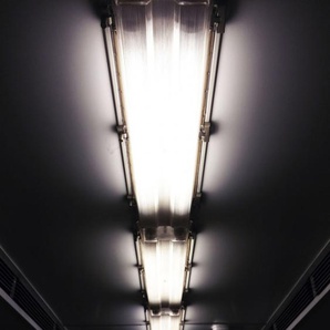 Acrylglasbild QUEENCE Licht im Zug Bilder Gr. B/H/T: 80 cm x 120 cm x 2,4 cm, schwarz Acrylglasbilder