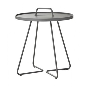 Cane Line Beistelltisch On the move in groß - Aluminium light grey