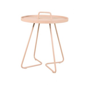 Cane Line Beistelltisch On the move in mittel - Aluminium light rose