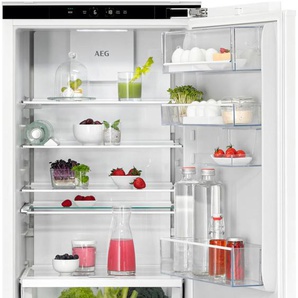 E (A bis G) AEG Einbaukühlgefrierkombination TSC7M183EC Kühlschränke Gr. Rechtsanschlag, silberfarben (weiß) Einbaukühlgefrierkombinationen