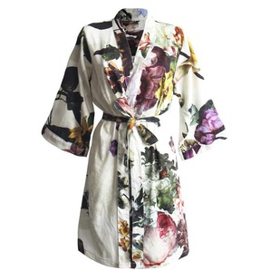 Essenza Kimono, Weiß, Textil, Floral, Gr. XS, female, Badtextilien, Bademäntel