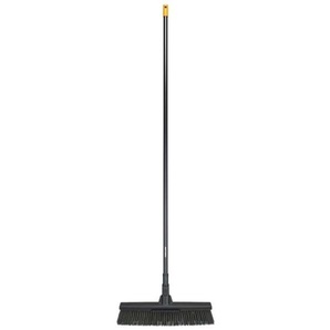 Fiskars - Solid Allzweckbesen l, Breite 48cm, 1025926 mit integrierter Kratzkante
