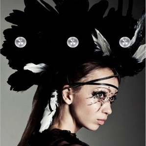 Garderobenleiste QUEENCE Frau mit Kopfschmuck Garderobenhalter Gr. B/H/T: 50 cm x 120 cm x 10 cm, schwarz Haken
