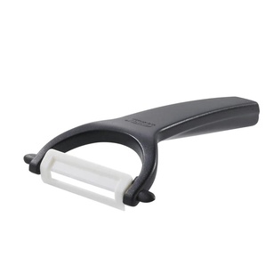 Gefu Sparschäler CERAMO - schwarz - Kunststoff,Keramik - 8 cm - 2,3 cm | Möbel Kraft