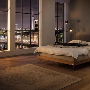 Hasena Boxspringbett Marsala, Farbe: Wildbuche natur, geölt, Bezugsfarbe: Kul smoke, Metallfarbe: Anthracit, verschiedene Größen