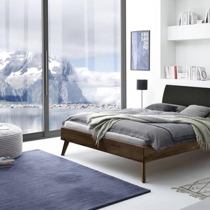 Hasena Massivholzbett, Kopfteil gepolstert Caprile, Farbe: Nussbaum, geölt, Bezugsfarbe: Kul smoke, verschiedene Größen