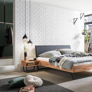 Hasena Massivholzbett, Kopfteil gepolstert Sariano, Farbe: Kernbuche natur, geölt, Bezugsfarbe: Kul black, Metallfarbe: Anthracit, verschiedene Größen