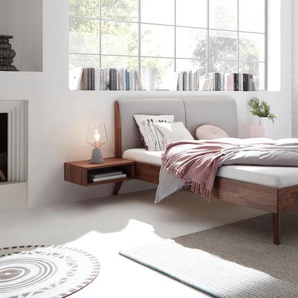 Hasena Massivholzbett, Kopfteil gepolstert Simone, Farbe: Nussbaum, geölt, Bezugsfarbe: Pepe grey, verschiedene Größen