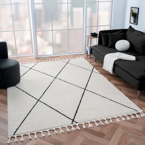 Hochflor-Teppich MYFLAIR MÖBEL & ACCESSOIRES Moroccan Pattern Teppiche Gr. B/L: 190 cm x 240 cm, 24 mm, 1 St., schwarz-weiß (weiß, schwarz) Esszimmerteppiche modern, marokkanisches Design, Rauten Muster, weich, mit Fransen