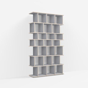 Individualisierbares Bücherregal aus Massivholz in Grau. Moderne Designer-Möbel nach Maß.