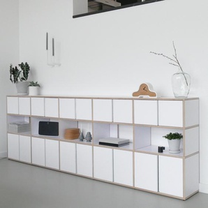 Individualisierbares Sideboard aus Multiplexplatte in Weiß. Moderne Designer-Möbel nach Maß.