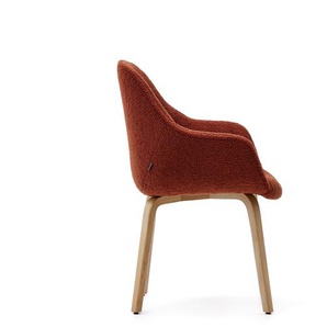 Kave Home - Aleli Stuhl mit Bouclé in Terrakotta Beine aus massivem Eschenholz mit natürlichem Finish