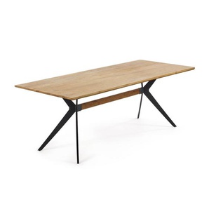 Kave Home - Amethyst Tisch aus Eichenfurnier mit Antikfinish und Stahlbeinen in Schwarz 160 x 90 cm