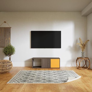 Lowboard Nussbaum - Designer-TV-Board: Türen in Nussbaum - Hochwertige Materialien - 115 x 41 x 34 cm, Komplett anpassbar