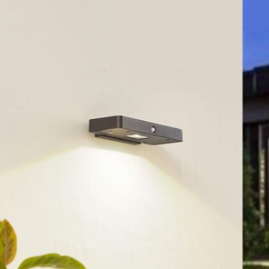Lucande LED-Solar-Wandleuchte Tavon, eckig, schwarz, Sensor 10025933