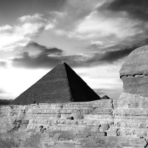 Papermoon Fototapete Pyramide Schwarz & Weiß