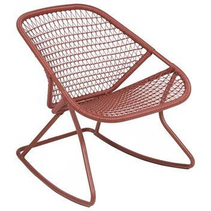 Schaukelstuhl Sixties plastikmaterial rot / Weiche Sitzfläche aus geflochtenem Kunststoff - Fermob - Rot