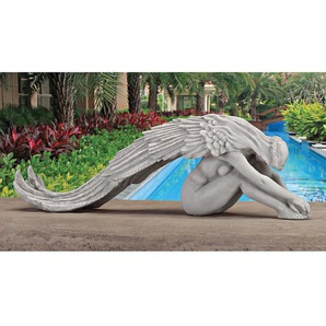 Statue Fairy with Long Wings