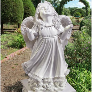 Statue In Gottes Gnaden Engel