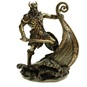 Veronese 708-7655 Figur Wikinger steht am Bug seines Drachenschiffes 24 cm