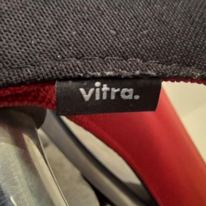 Vitra Besucherstuhl, rot, 4 Fuß, gebraucht