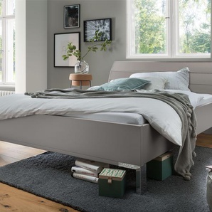 Futonbett WIEMANN Monaco Betten Gr. Liegefläche B/L: 200 cm x 200 cm Betthöhe: 48 cm, kein Härtegrad, ohne Matratze, grau (kieselgrau, dekor, leisten in chrom) Futonbetten mit Holzkopfteil