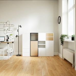 Wohnwand Weiß - Individuelle Designer-Regalwand: Schubladen in Eiche & Türen in Weiß - Hochwertige Materialien - 156 x 118 x 34 cm, Konfigurator