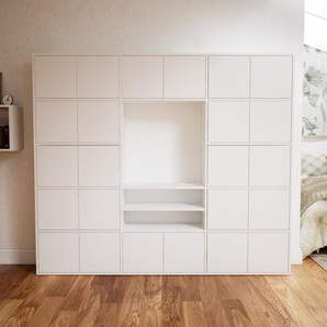 Wohnwand Weiß - Individuelle Designer-Regalwand: Türen in Weiß - Hochwertige Materialien - 226 x 195 x 34 cm, Konfigurator